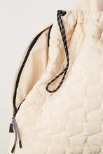 Cloud 9 Tote