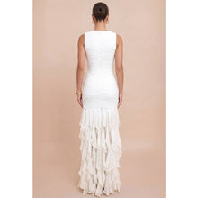 Luxxel - CROCHET RUFFLE HEM DRESS: TAUPE / S-M-L(2-2-2)