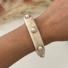 Lyonlee - Pearl Accent Resin Cuff Bracelet: 4