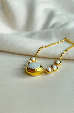easton elle baroque pearl choker