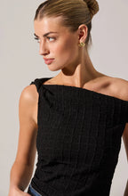Lindy Top