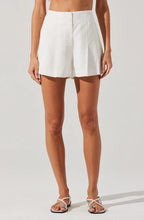 Elowen Shorts