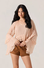 Margaery Top