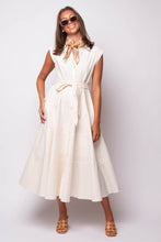 The Gallery Midi