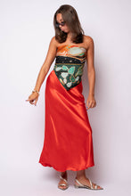 The Marais Skirt