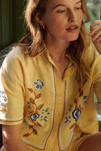 Wynona Top