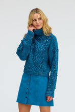 DAPHNE SWEATER