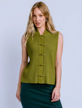 Green Yin Vest with a collar and knotted button closures