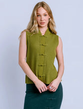 Green Yin Vest with a collar and knotted button closures