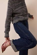 Kacey Mid Rise Cuffed Boyfriend Jean
