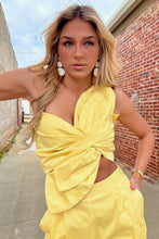 Sunburst Knot Top