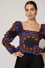 Elizabeth Top