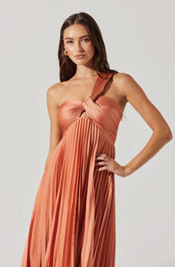 Rasya Pleated Maxi Dress