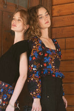 Elizabeth Top