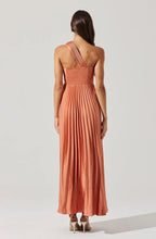 Rasya Pleated Maxi Dress