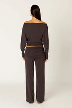 Delfina Pant, Coal