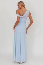 Lila Maxi Dress