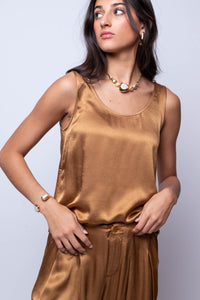 Dana Scoop Tank