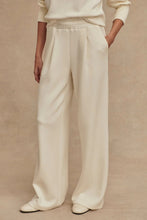 The Extra Wide Leg Pant