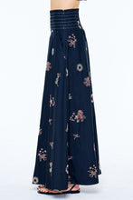 Azora EMB Topstitched Maxi Skirt