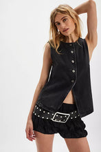 Aimee Vest