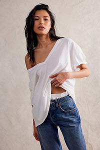 Nina Tee V
