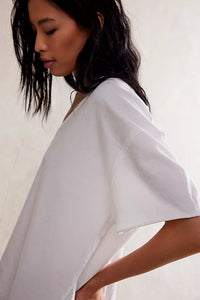 Nina Tee V