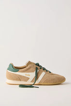 Gola Sprinter Suede low-profile sneaker with evergreen laces, side studio view