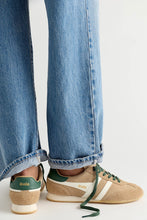 Gola Sprinter Suede sneakers in light caramel, on-foot rear and side view