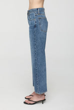 LARSEN ANKLE RELAXED FLARE