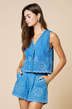 Lalavon - Embroidered V Neck Scalloped Hem Sleeveless Top : DENIM / S