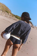 SHO SLEEVE INTERCEPT PULL