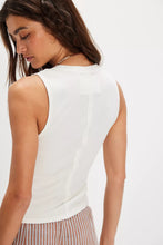 Jamie Henley Tank