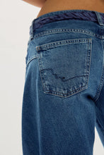 Fable Twisted Seam