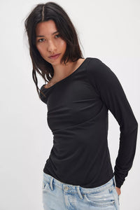 Riley Tee