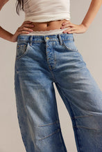 Good Luck Mid-Rise Barrel Jeans