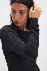 Riley Tee