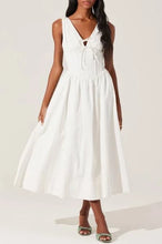 Maili Dress