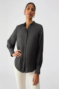 sateen long sleeve button up magnet